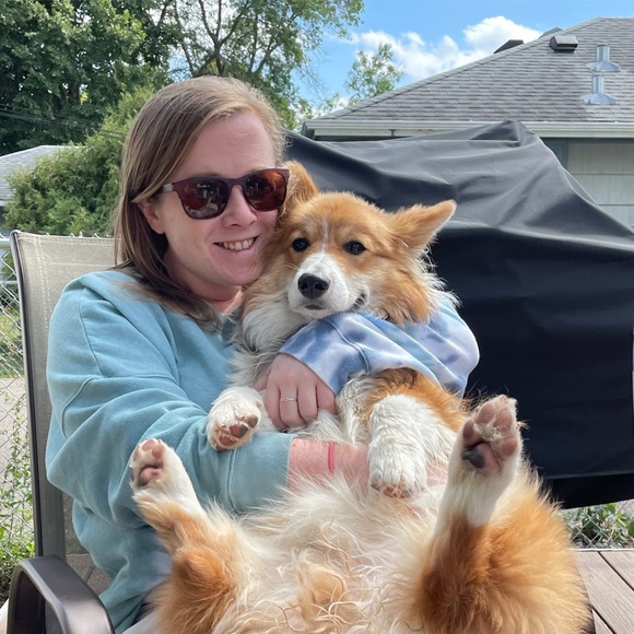 Meet your Posher, Leigh - Picture 3 of 3